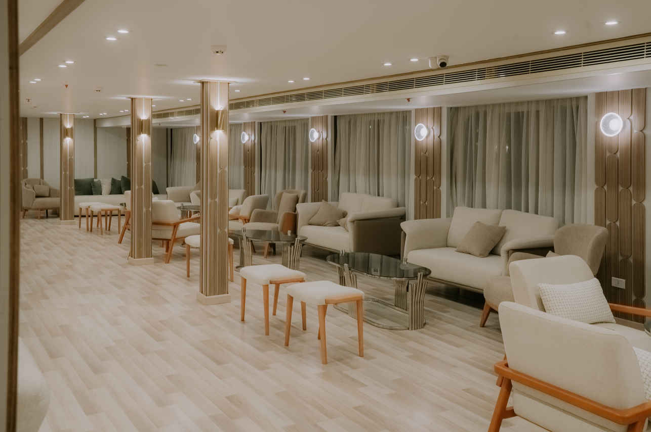 Bar y Salon - MS Alma