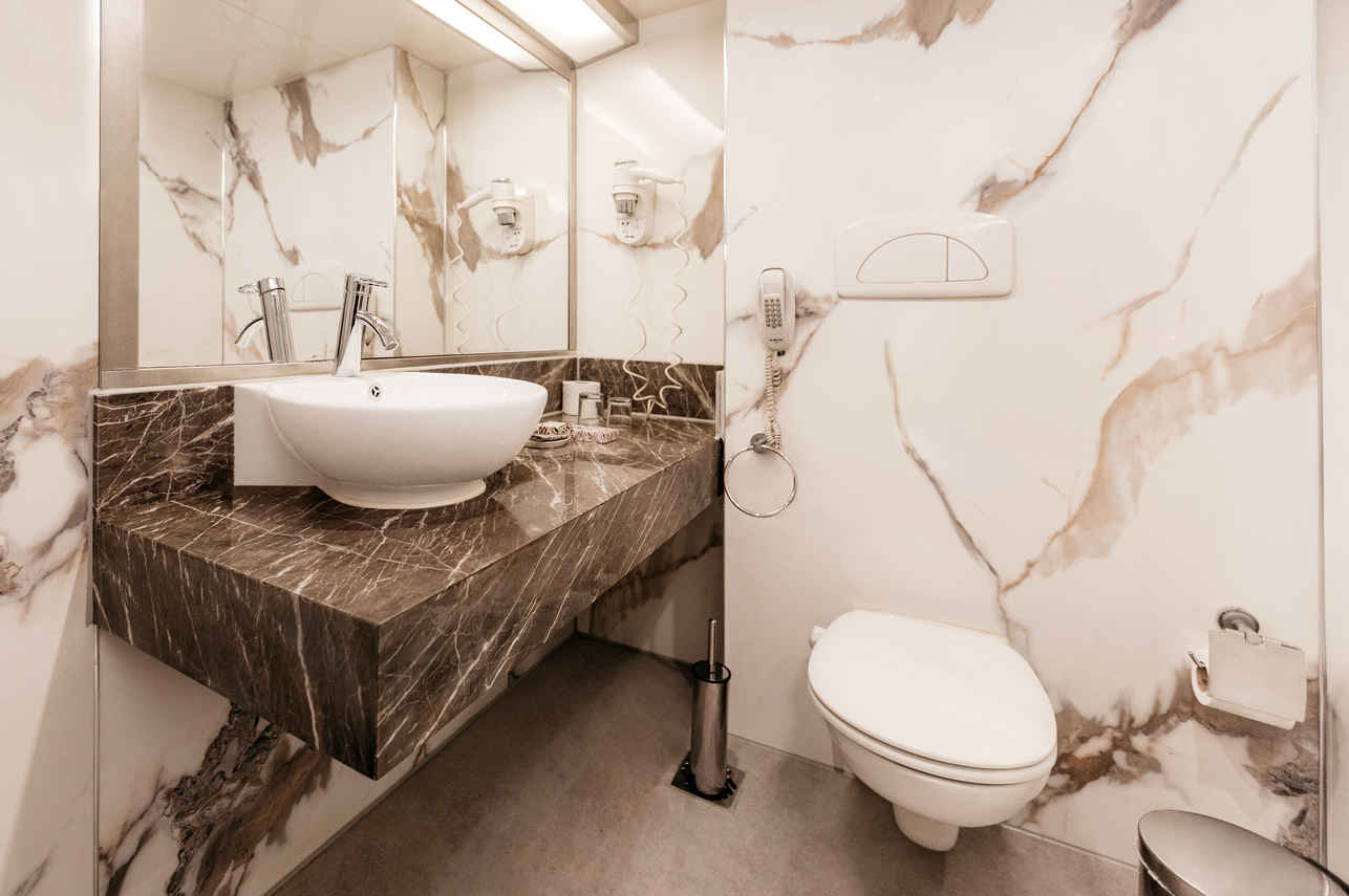 En-Suite bathrooms - MS Alma