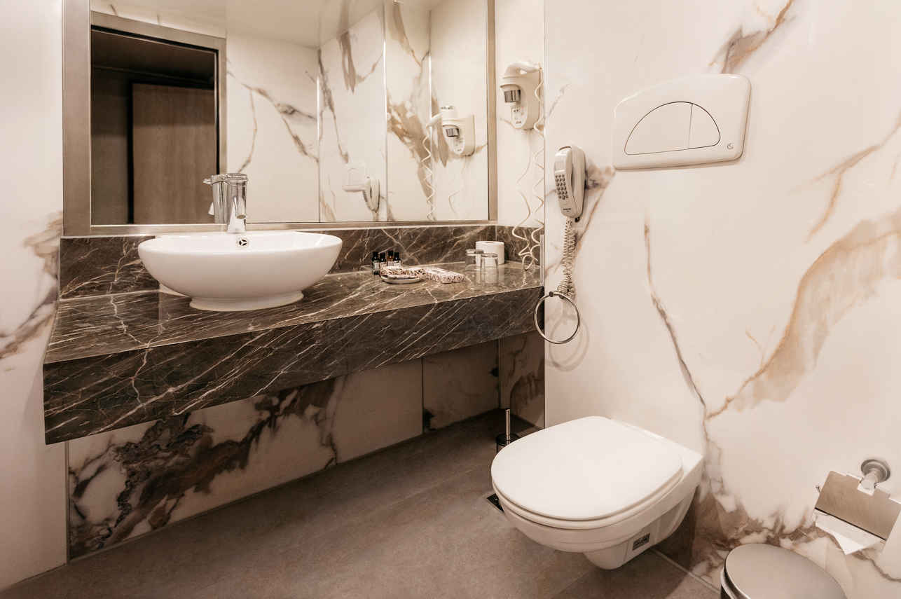 En-Suite bathrooms - MS Alma