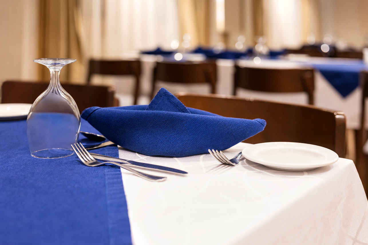 #diningroom  - MS Alma