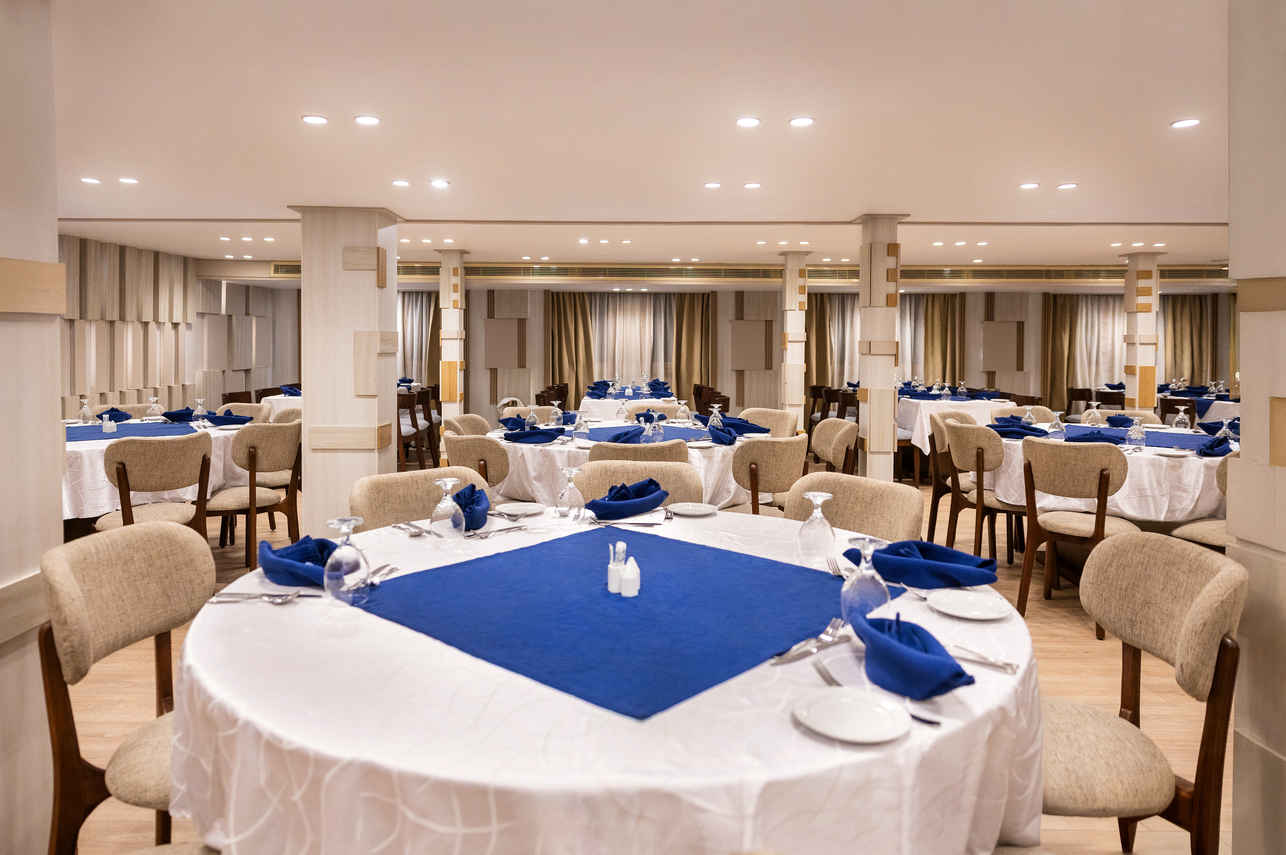 #diningroom  - MS Alma