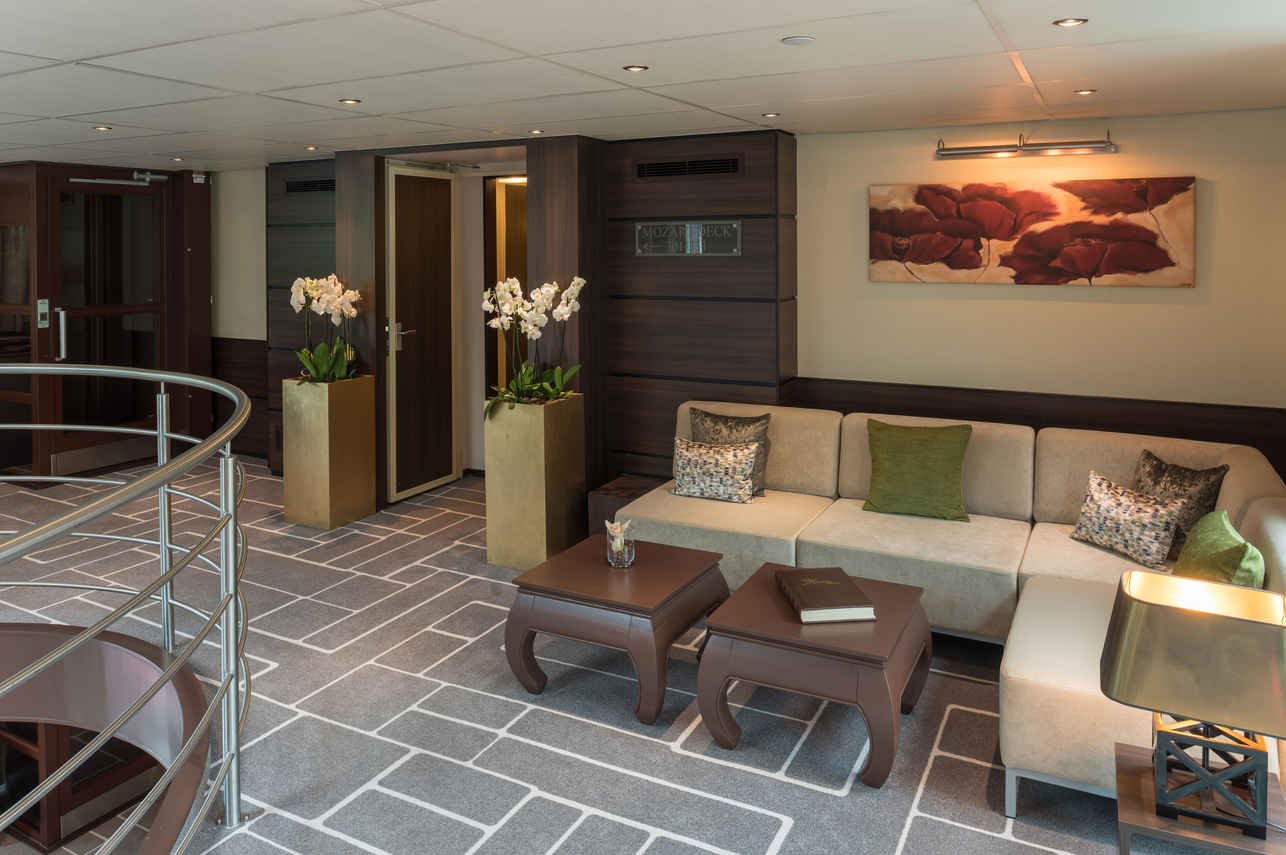 Bar et Salon extérieur - Amadeus Diamond