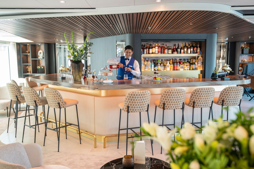 Area bar - Amadeus Cara