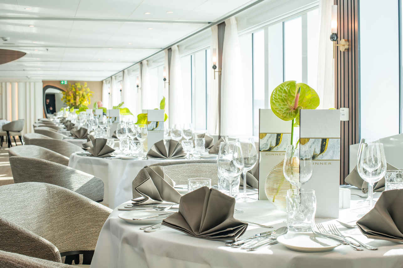 Dining Room - Amadeus Cara