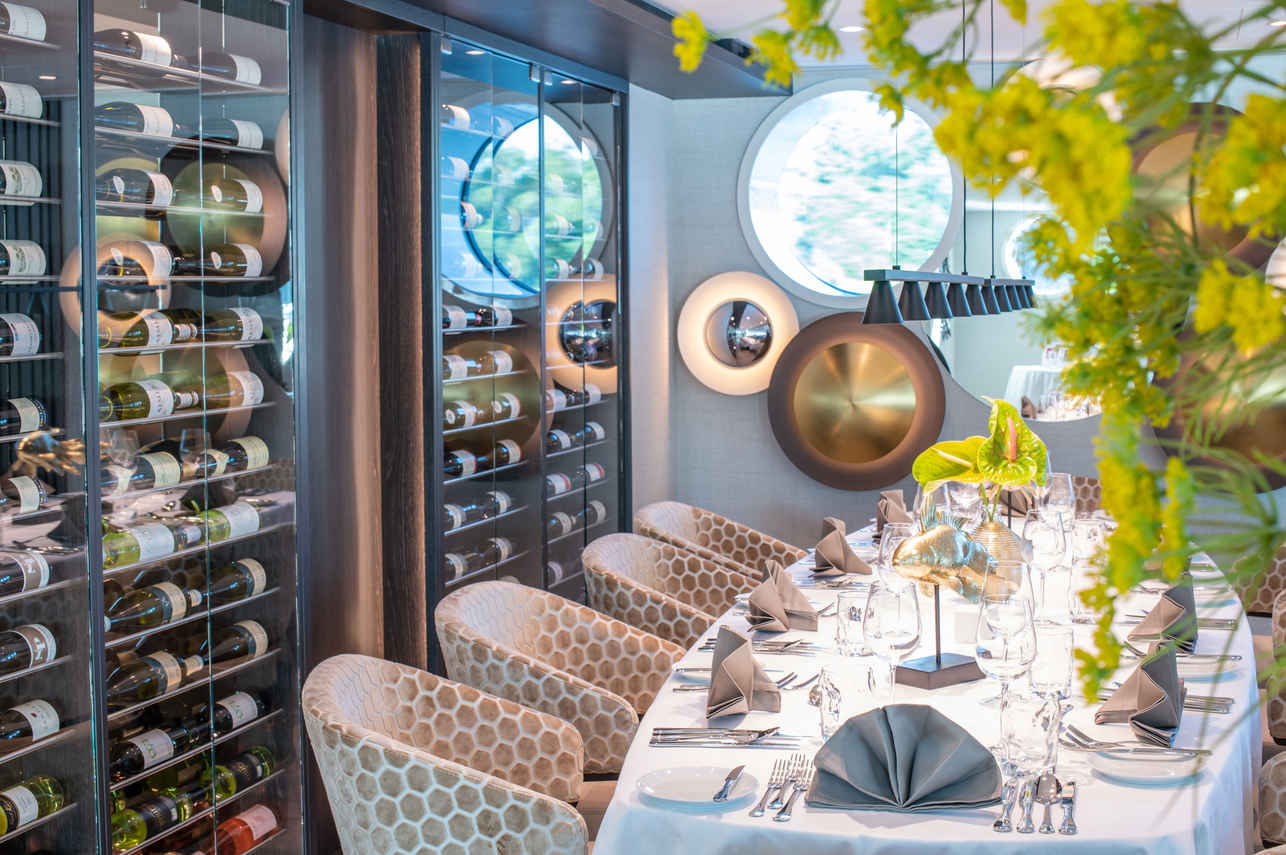 Dining Room - Amadeus Cara