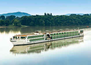 Amadeus Queen