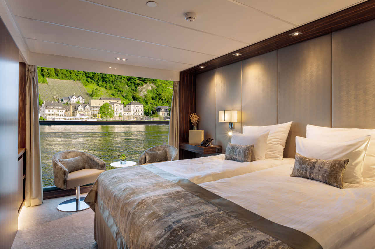 Deluxe Cabin - Amadeus Imperial