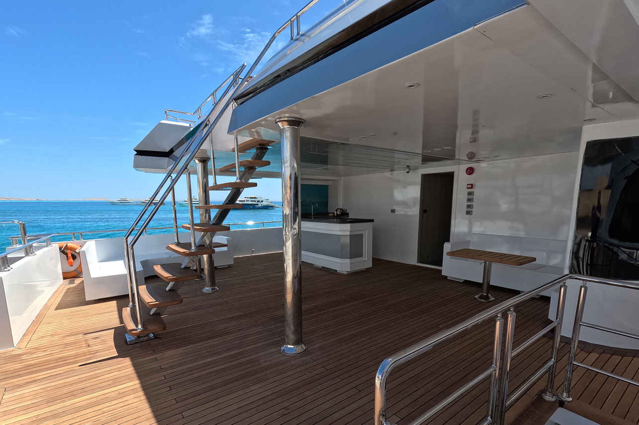 Lounge Externo - Red Sea Aggressor V