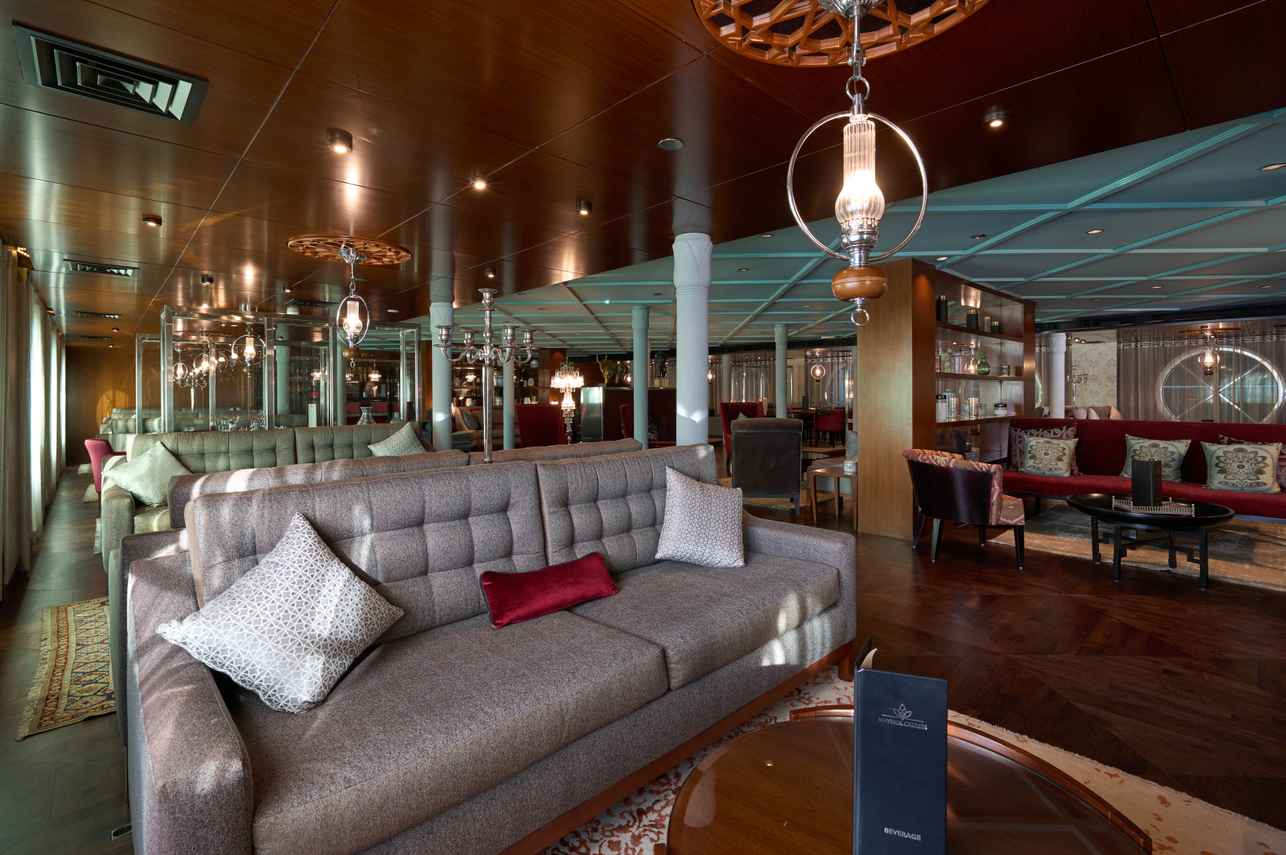 Lounge and Receptions