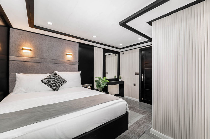 Double Cabin - Legend X