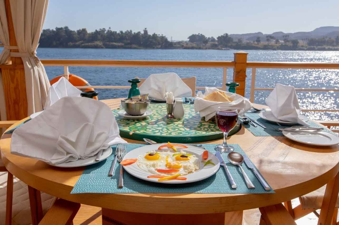 Food on board - Dahabeya Aida
