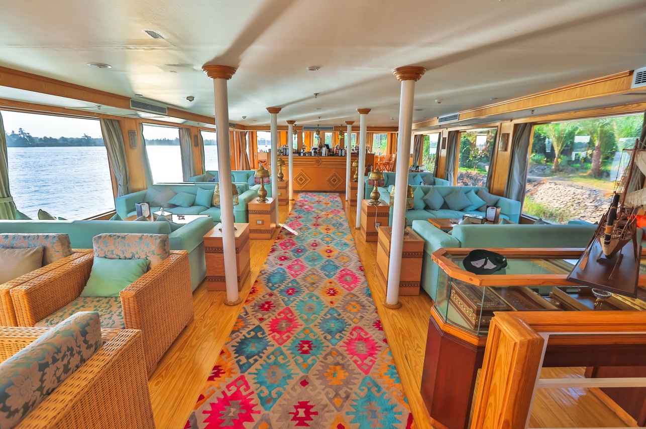 Dining Room - Dahabeya Aida