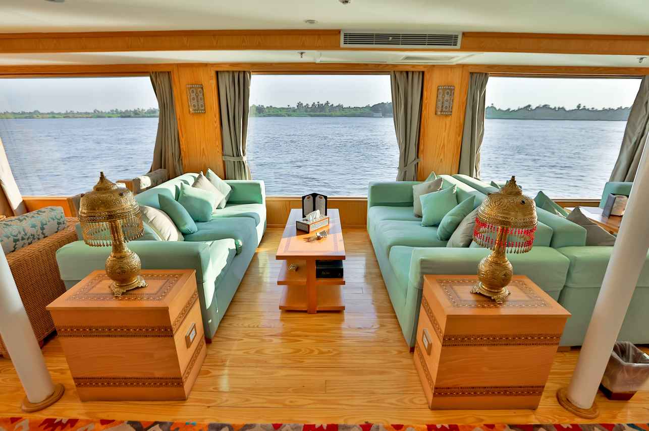 Dining Room - Dahabeya Aida