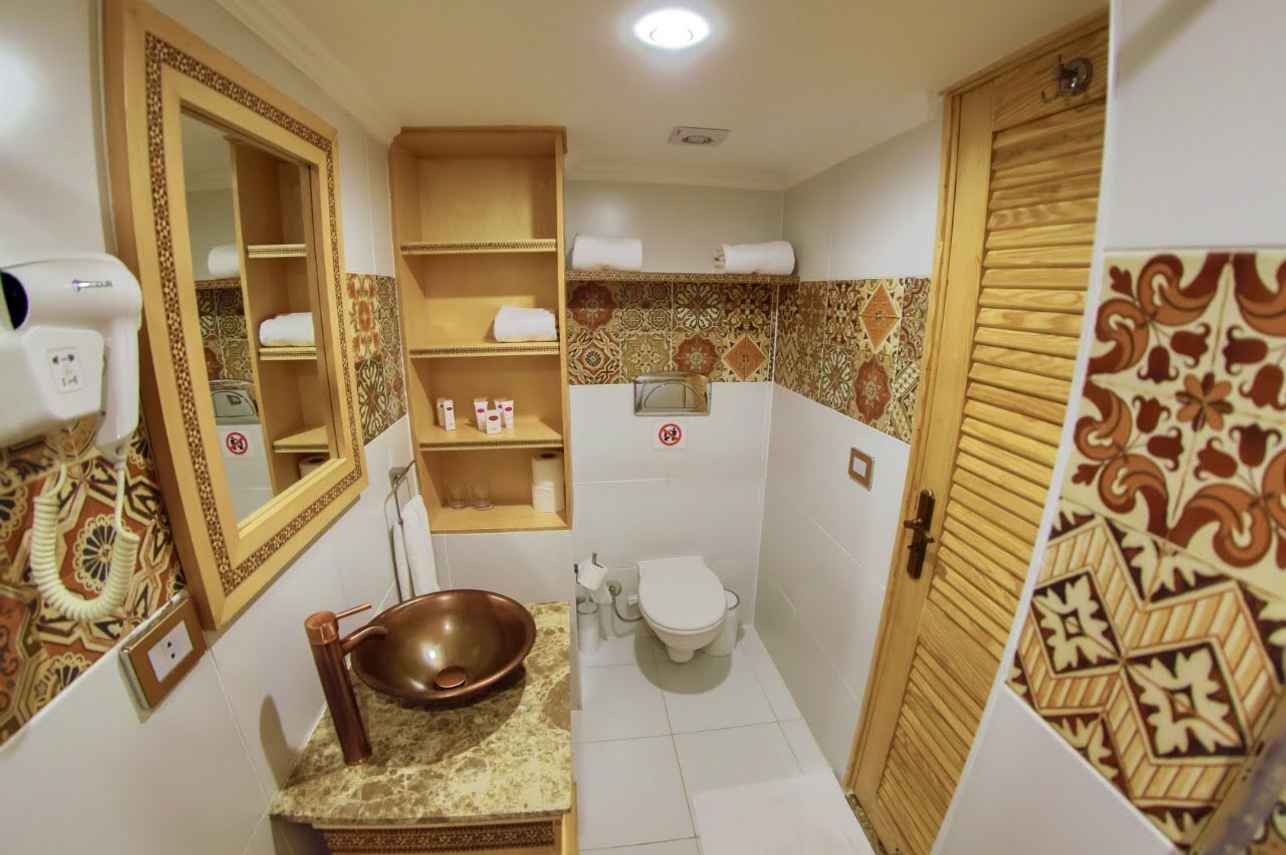 En-Suite bathrooms - Dahabeya Aida
