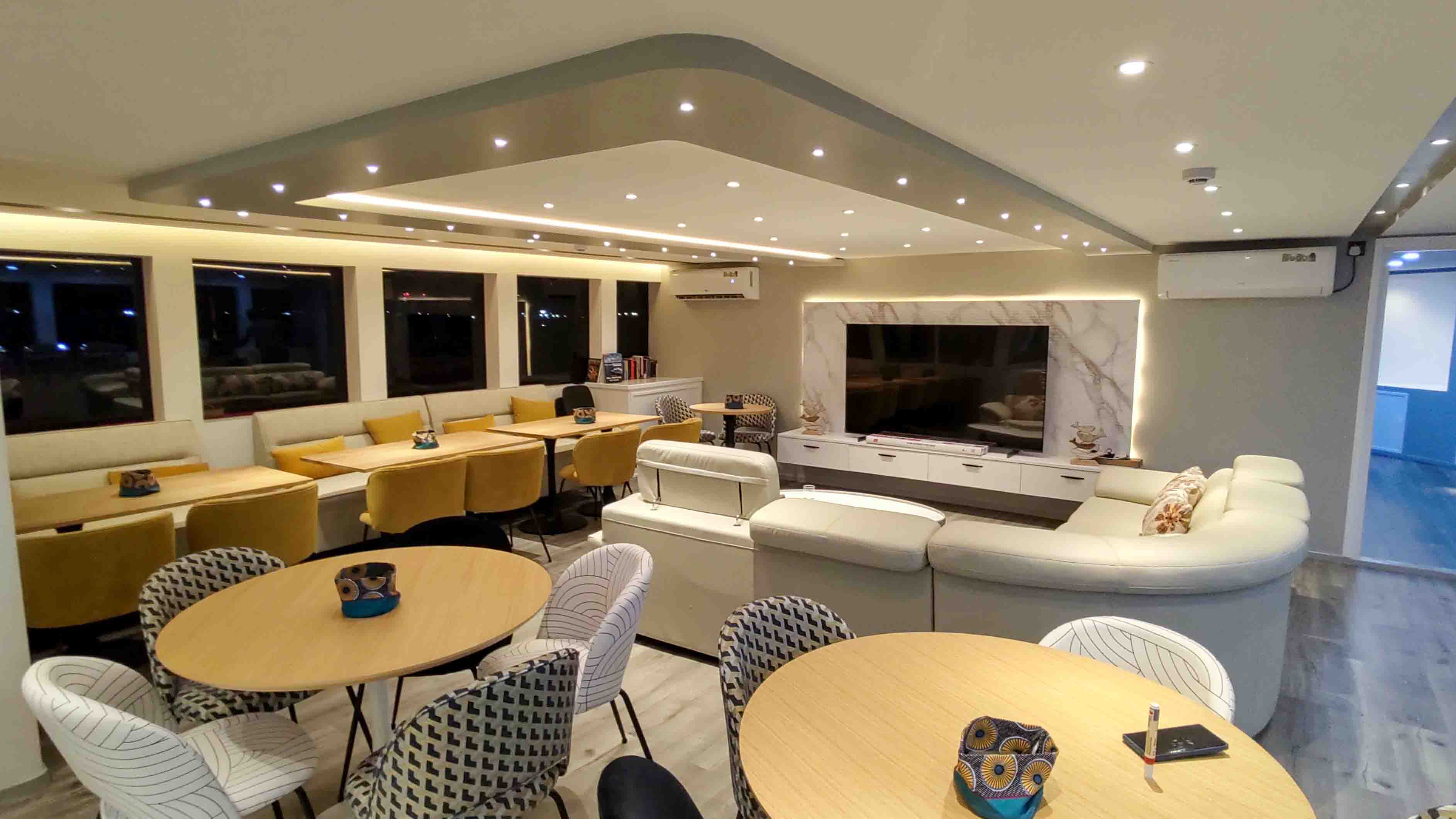 Dining Room - Princess Maani