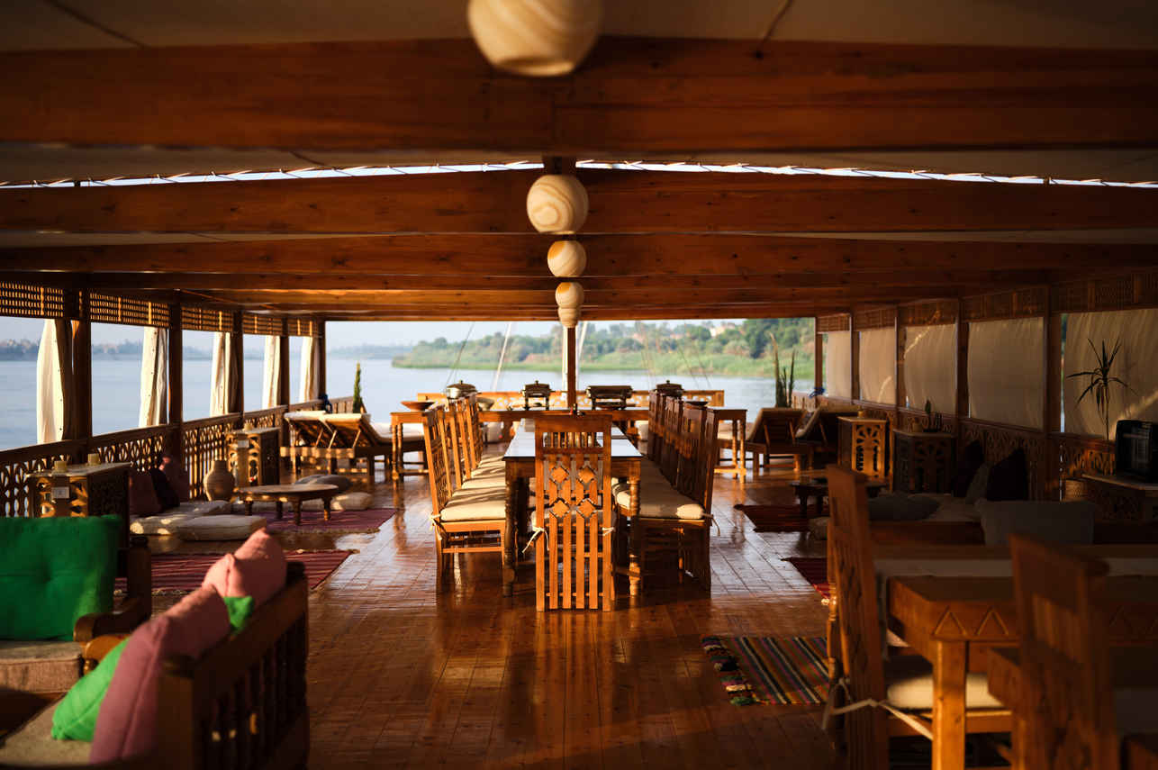 Comedor al Aire Libre - G Adventures Dahabiya Nile