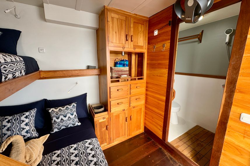 Triple Cabin