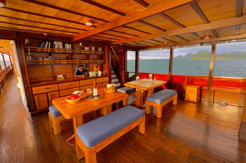 Outdoor Lounge