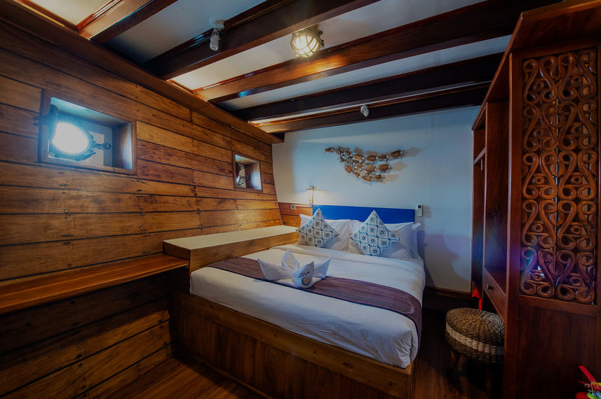 Lower Deck Double Cabin