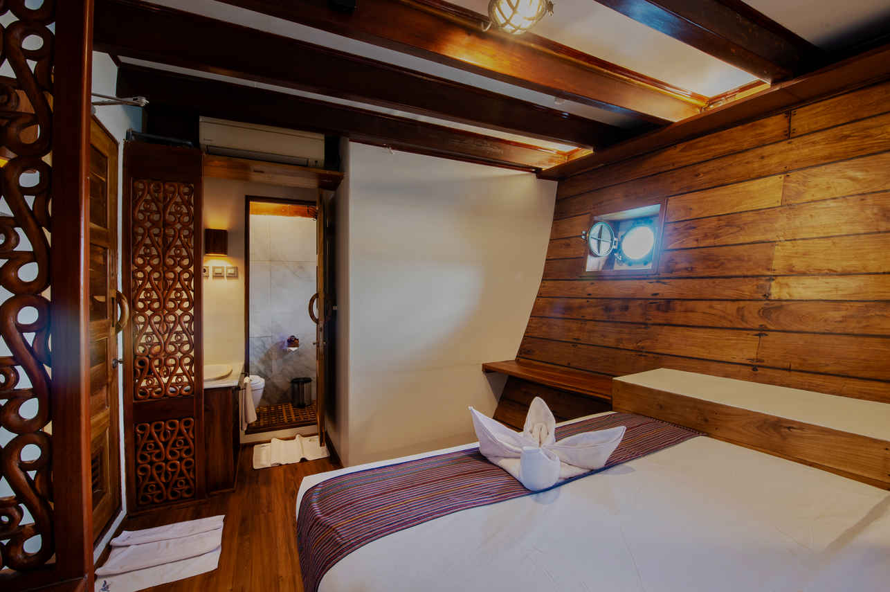 Lower Deck Double Cabin
