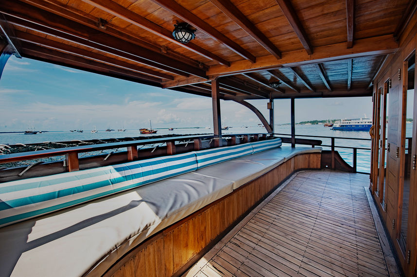 Outdoor Lounge - Malaillo