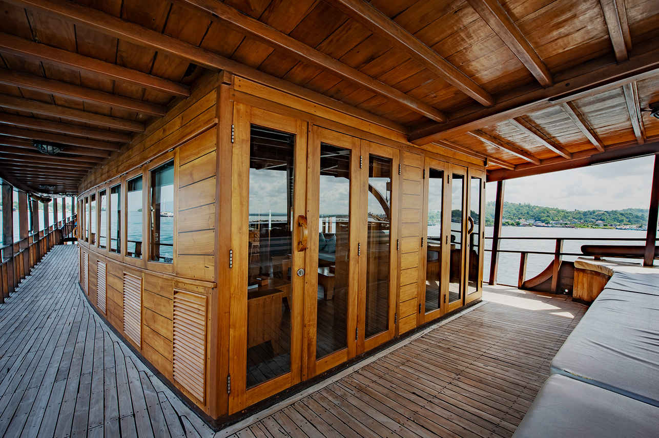 Outdoor Lounge - Malaillo