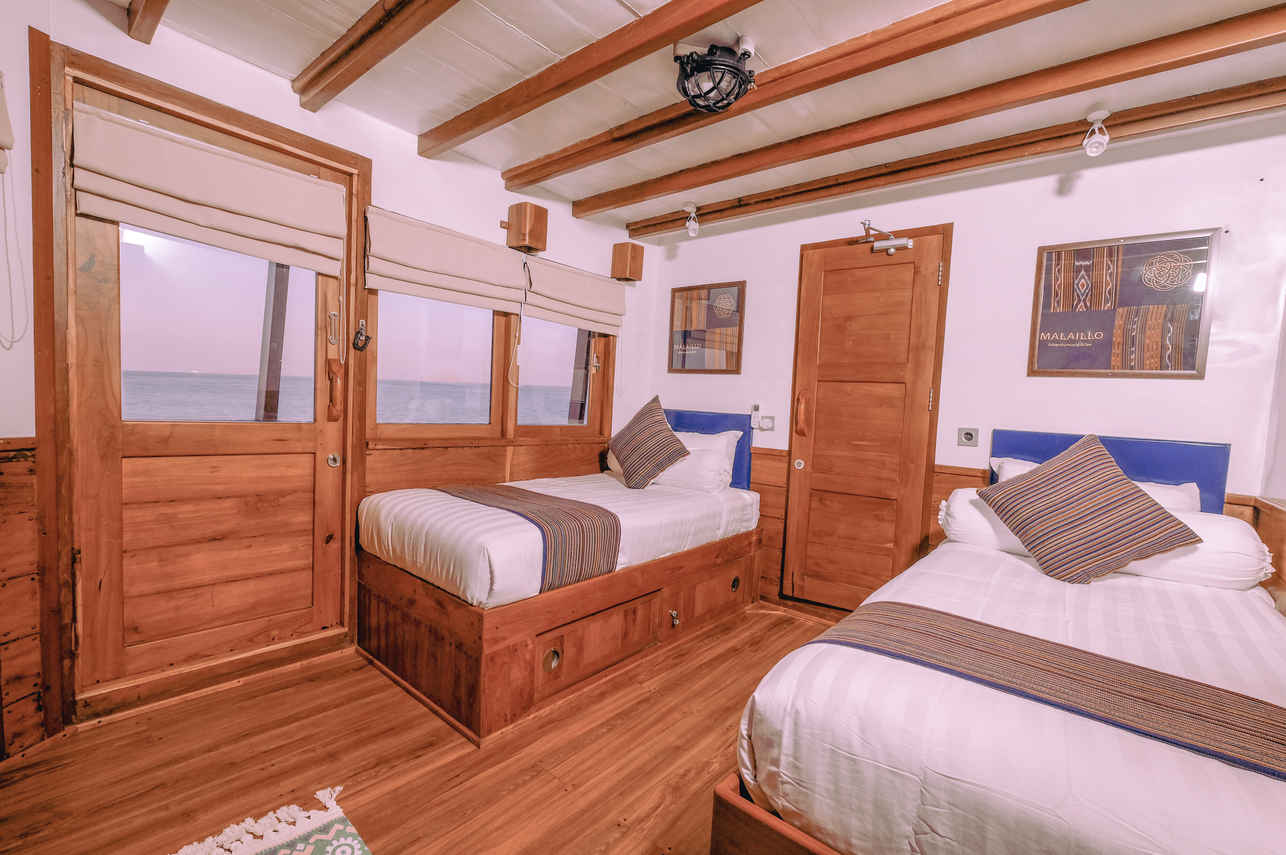 Upper Deck Twin Cabin