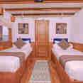 Upper Deck Twin Cabin
