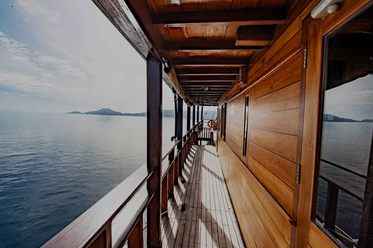Side Deck