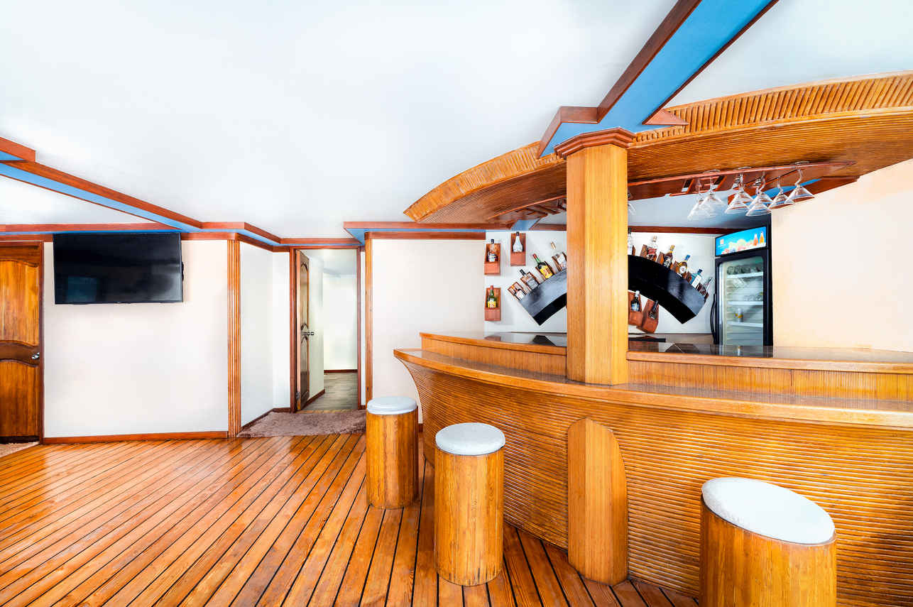 Bar - Maldives Legend Zen