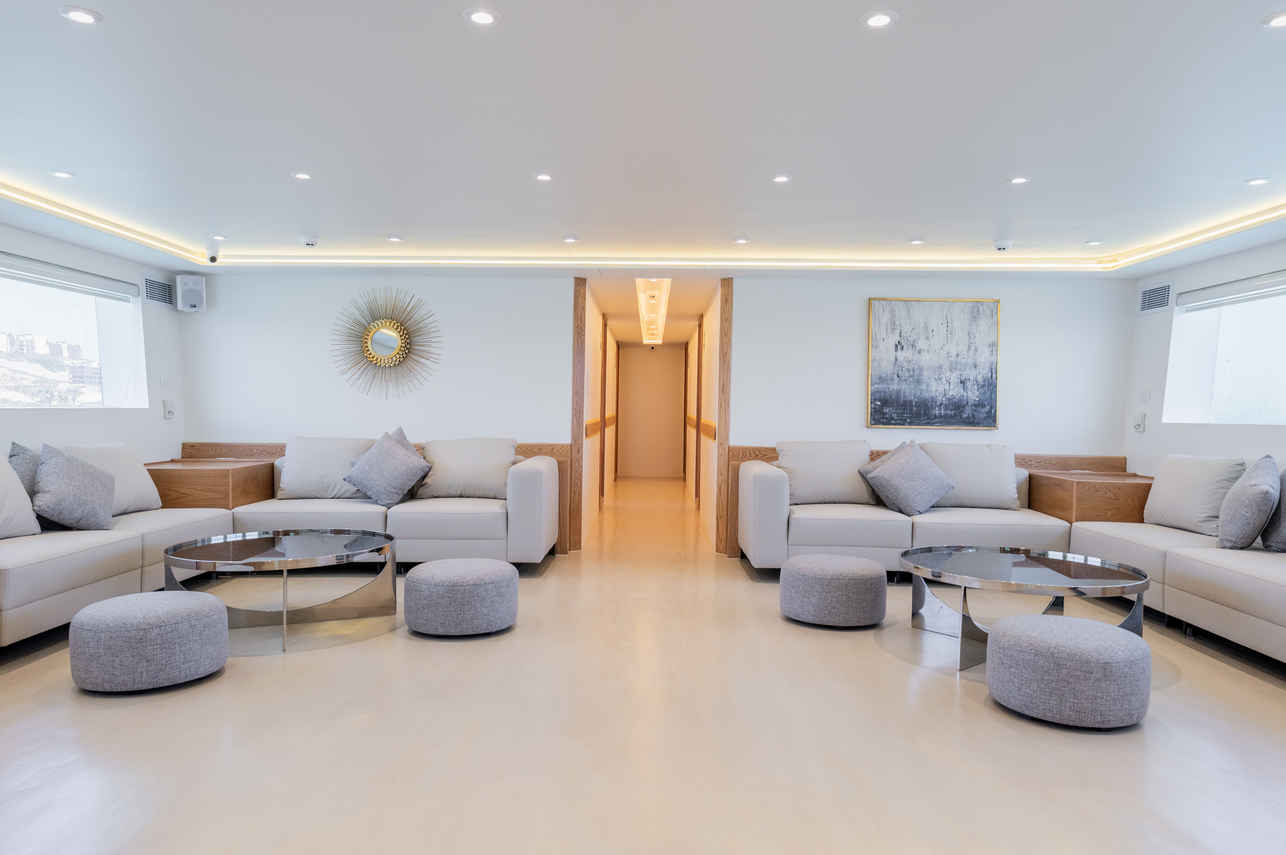 Salon interior - Alsuraya