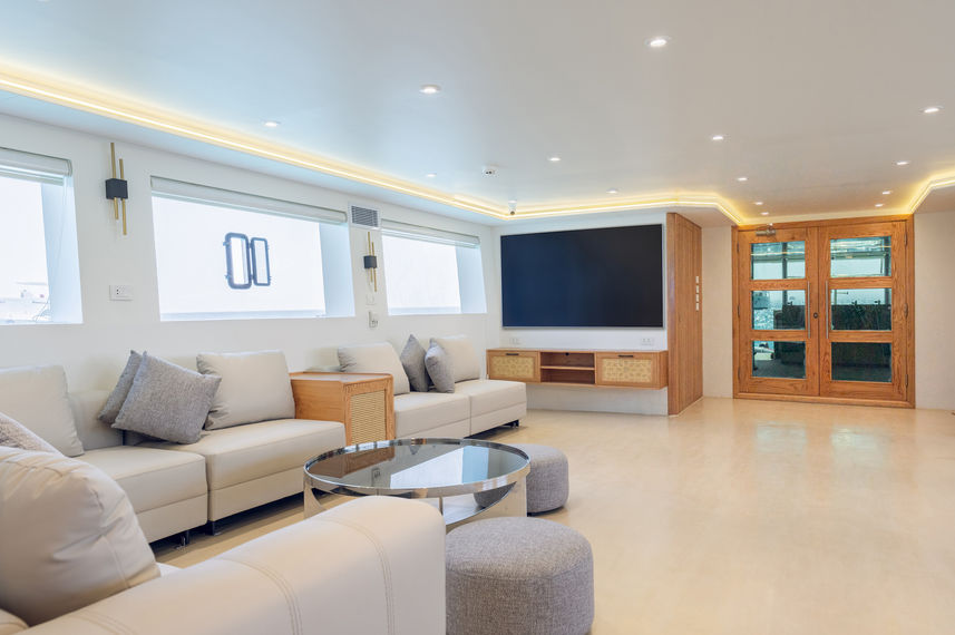 Salon interior - Alsuraya