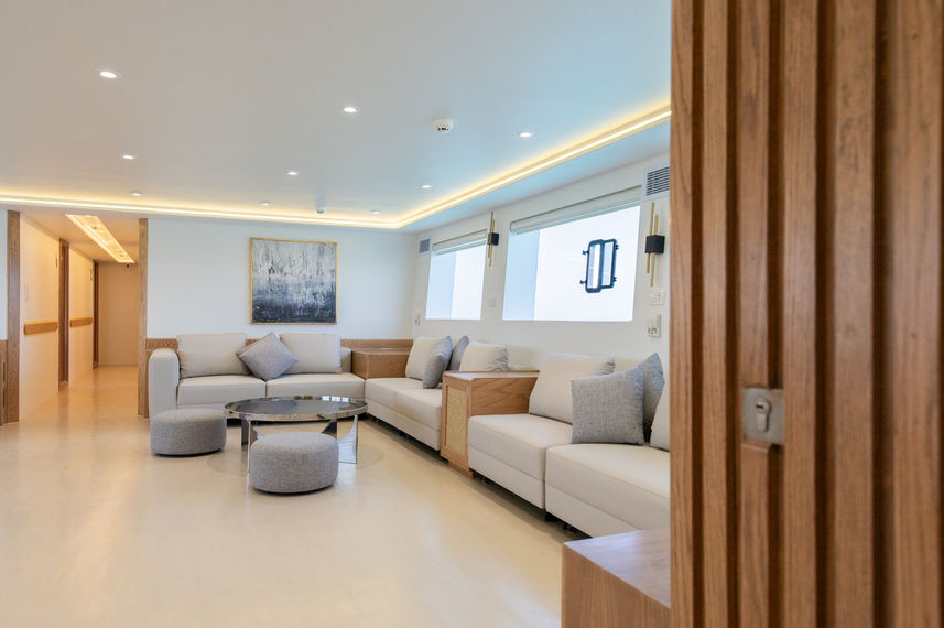 Salon interior - Alsuraya