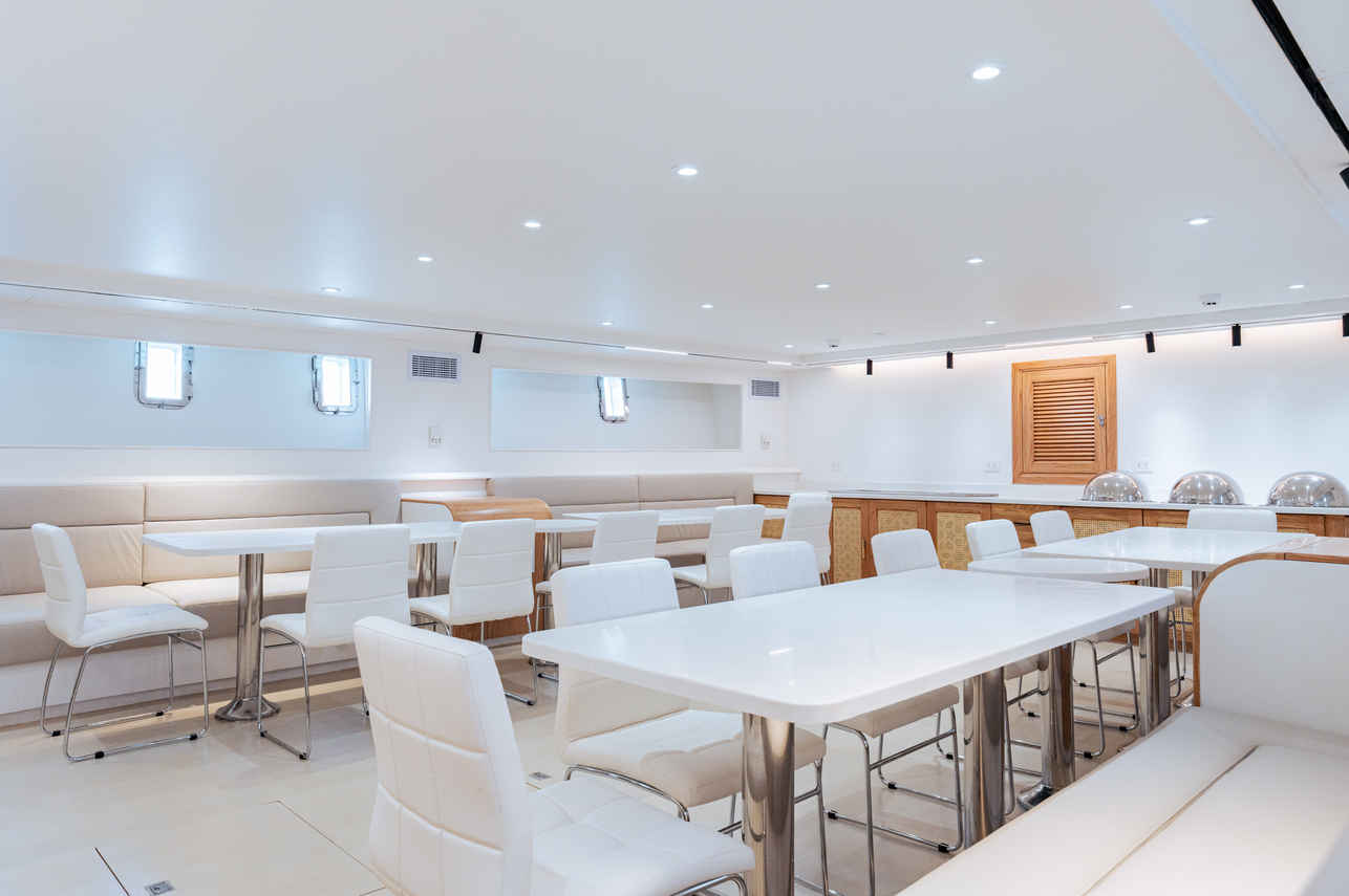 Dining Room - Alsuraya