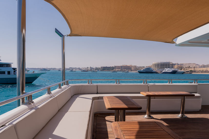 Salon exterior  - Alsuraya