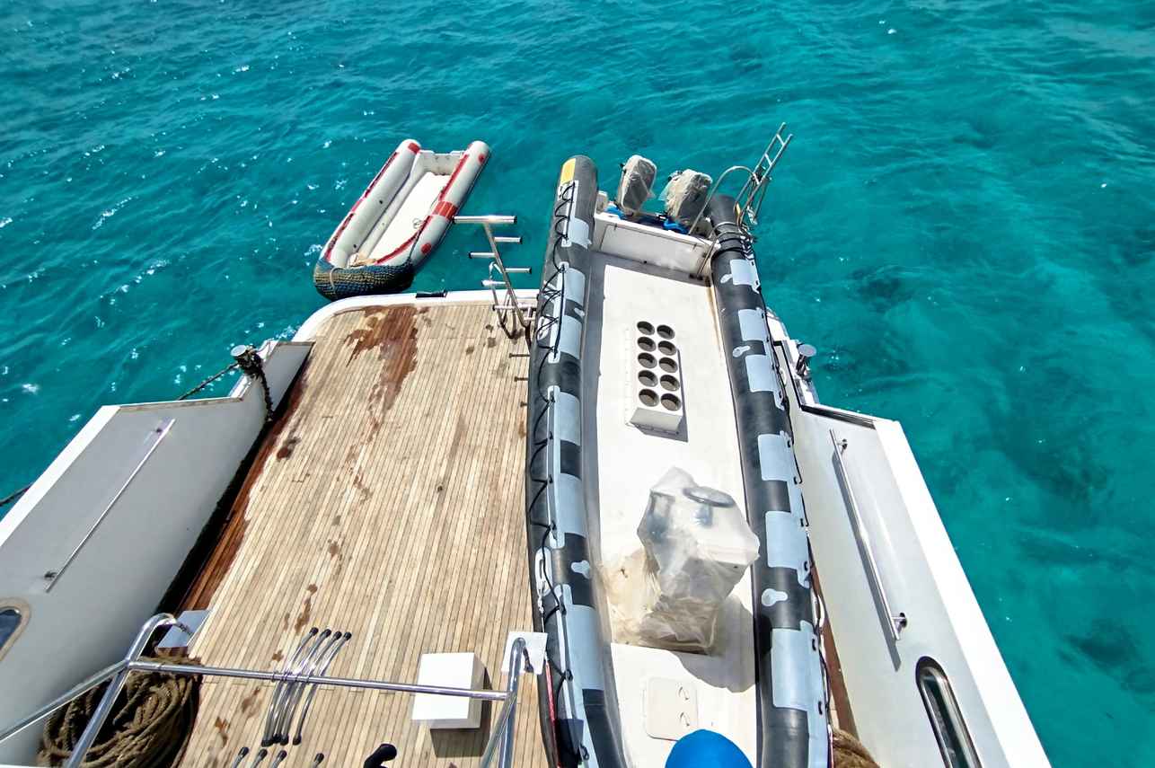 Speedboat