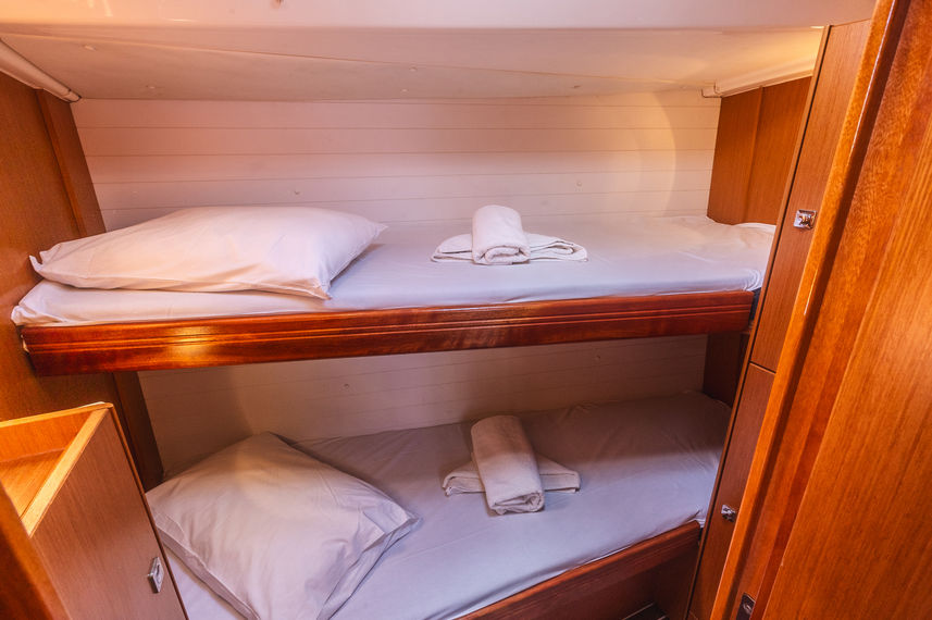 Cabina letto doppio - Bavaria 51