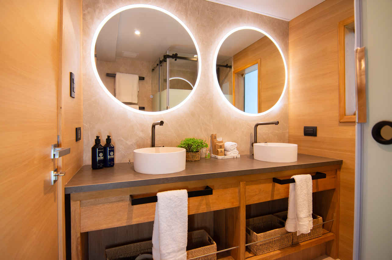 En-Suite bathrooms - Tribute