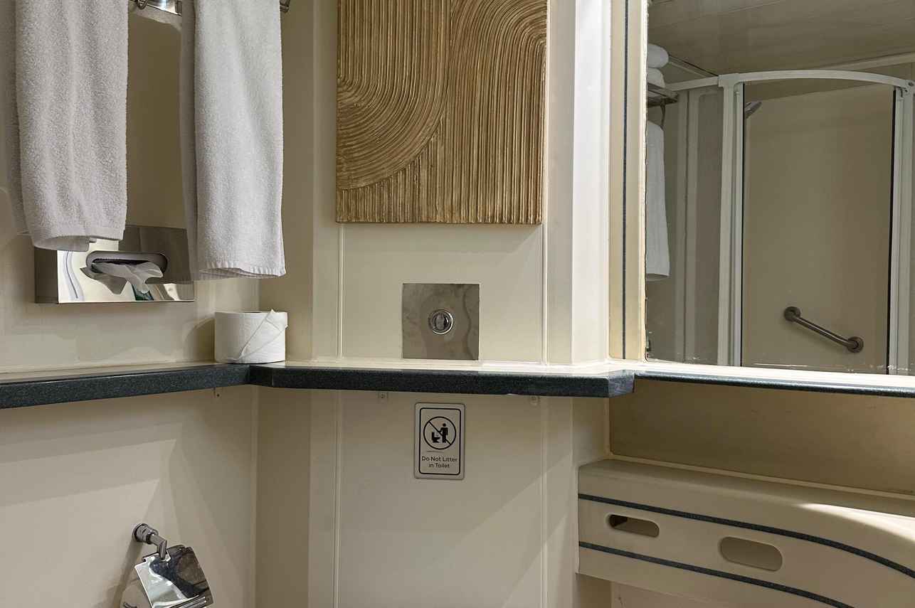 En-Suite bathrooms - Nile Crown I