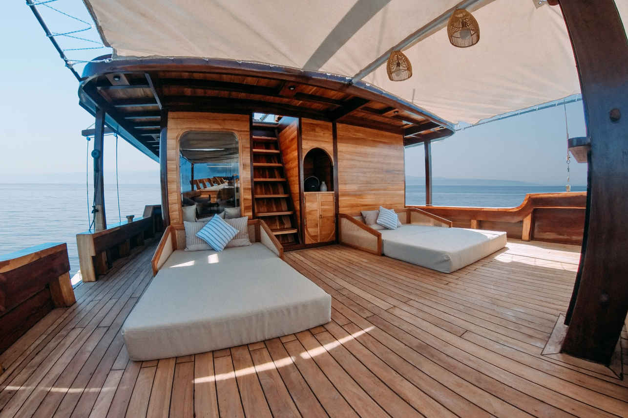 Outdoor Lounge - Angelica
