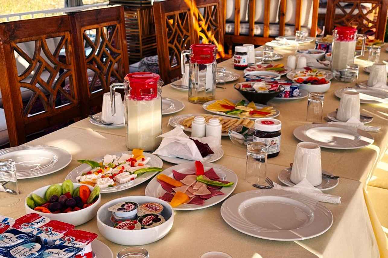 Food on board - Minya