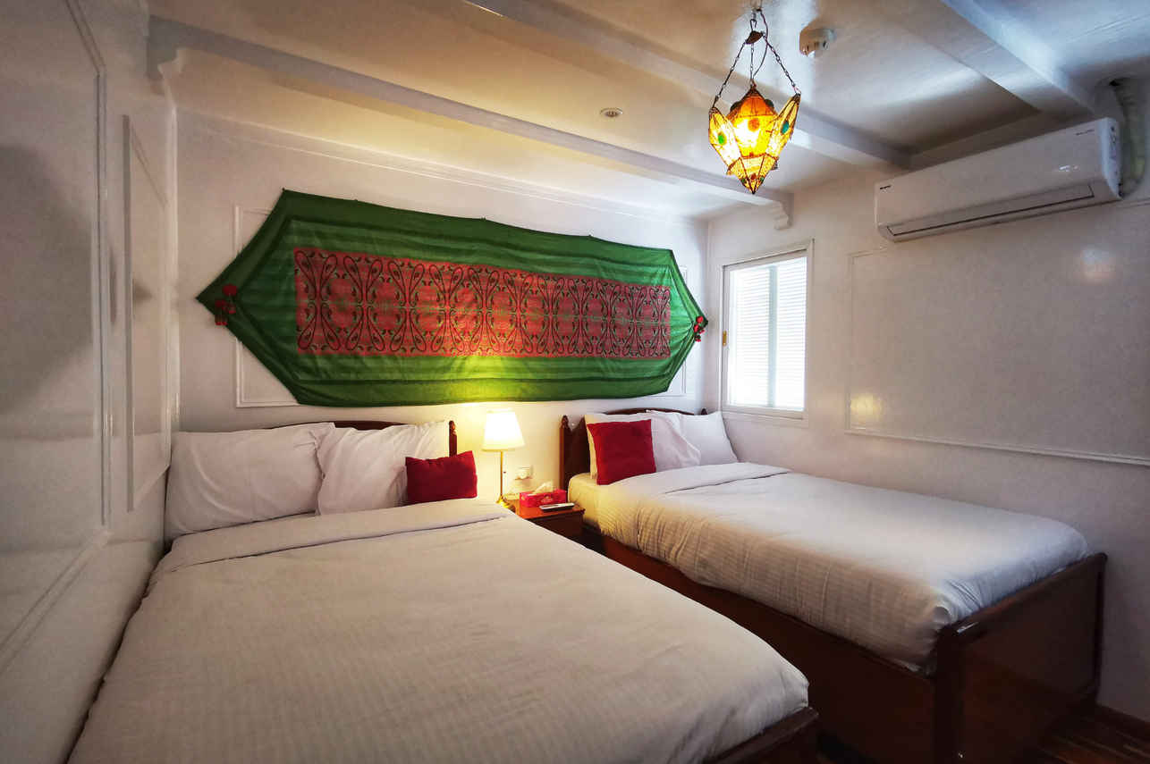 Twin Cabin - Minya