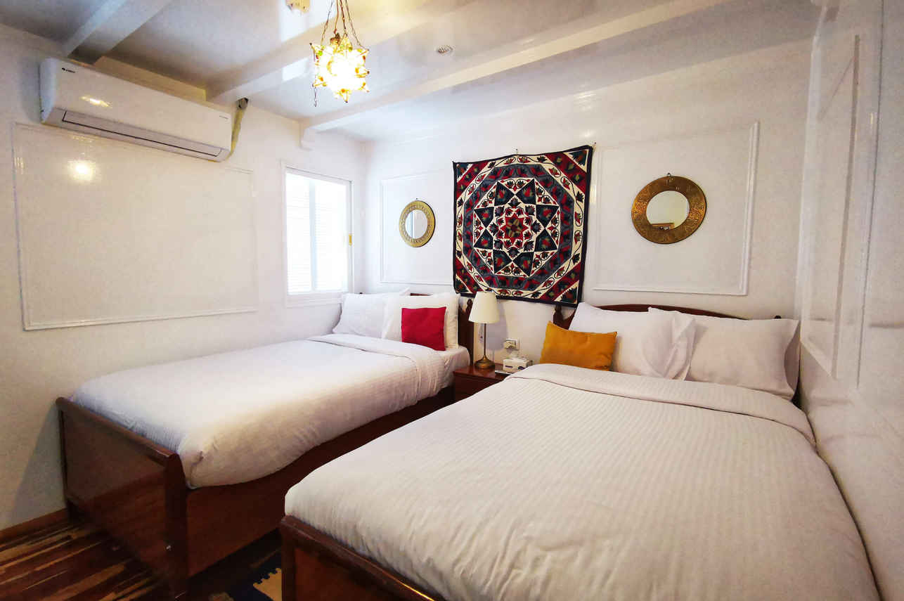 Twin Cabin - Minya