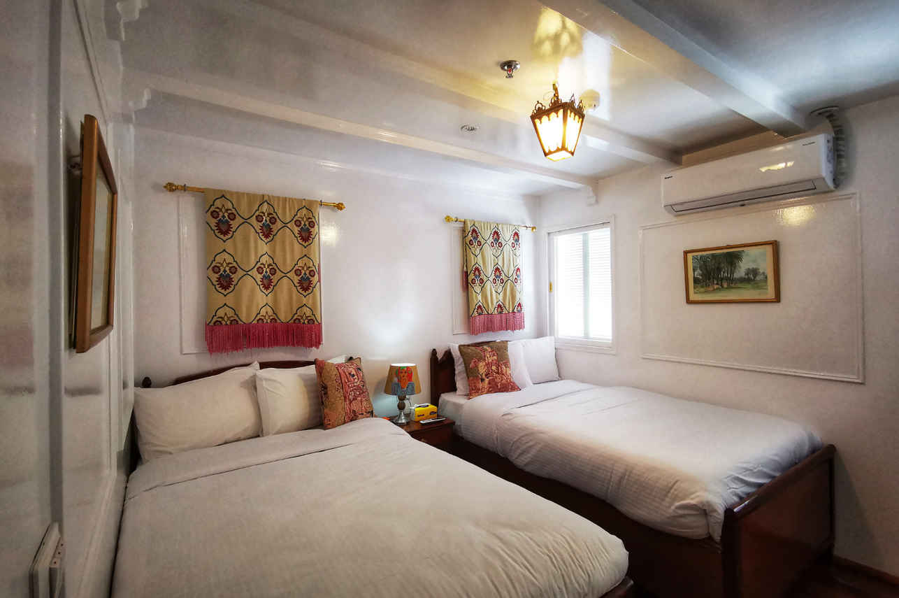 Twin Cabin - Minya