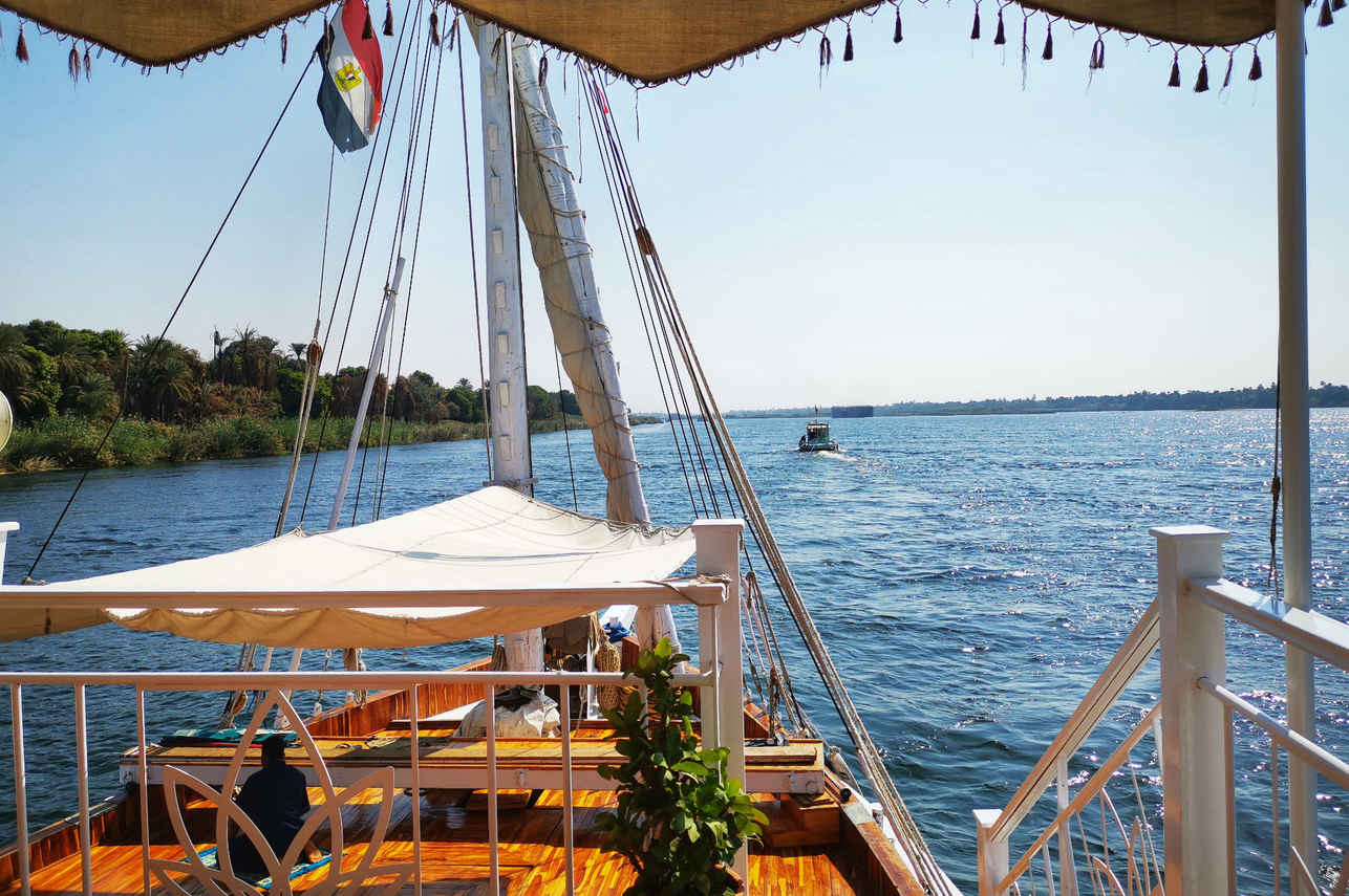 Sun Deck - Minya