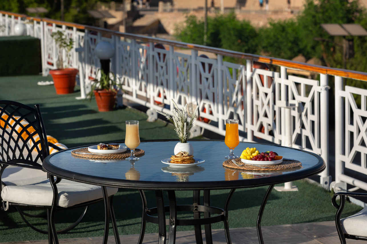 Food on board - Nile Crown II