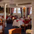 Comedor  - Nile Crown II