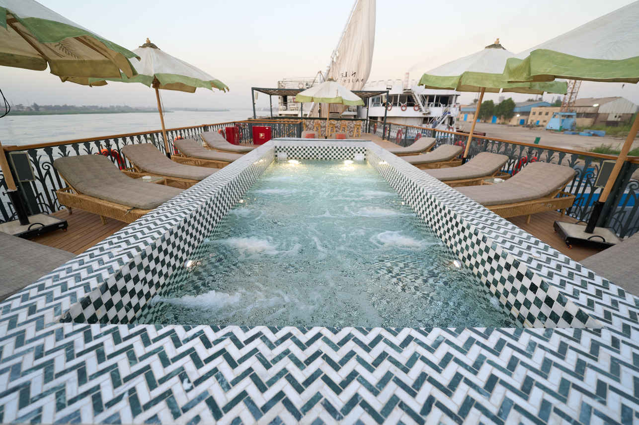 Pool - Nile Majestic