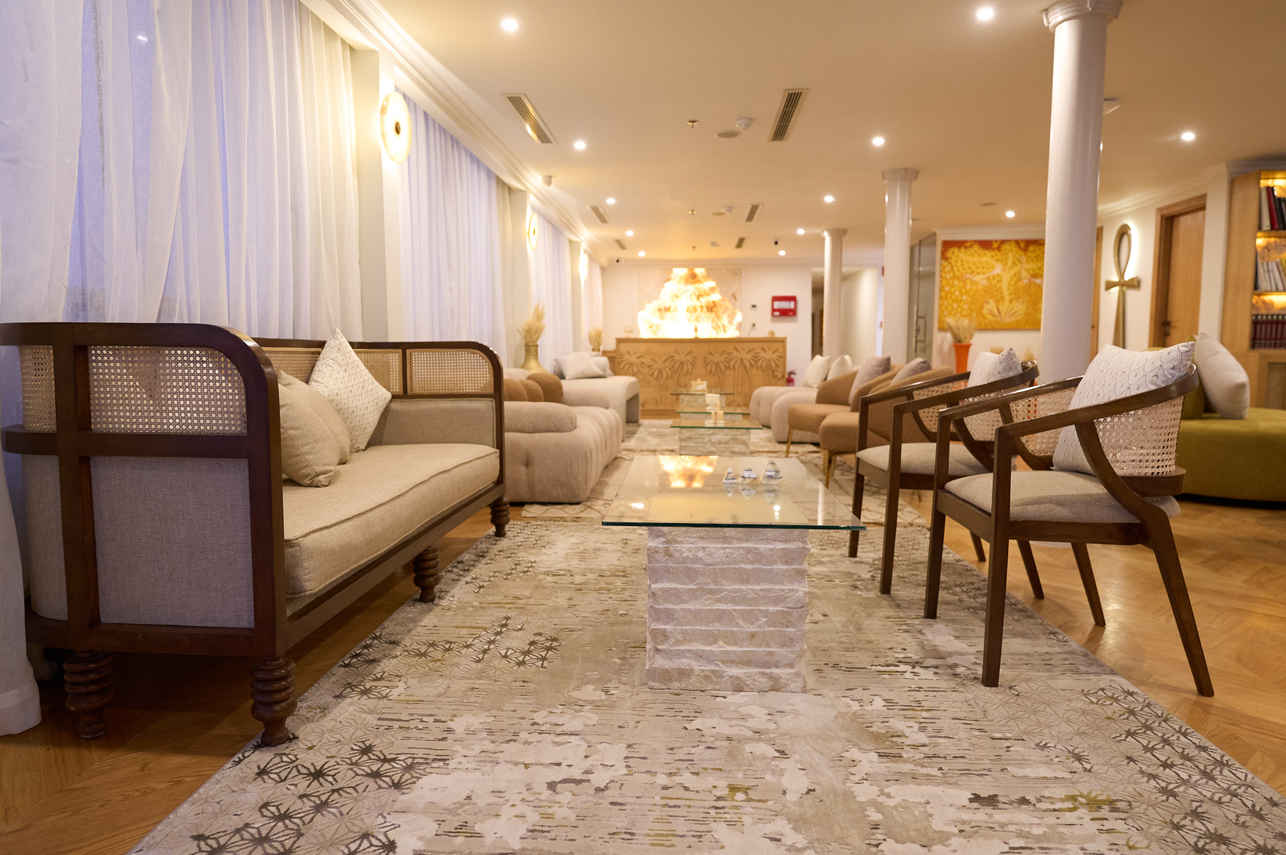 Indoor Saloon - Nile Majestic