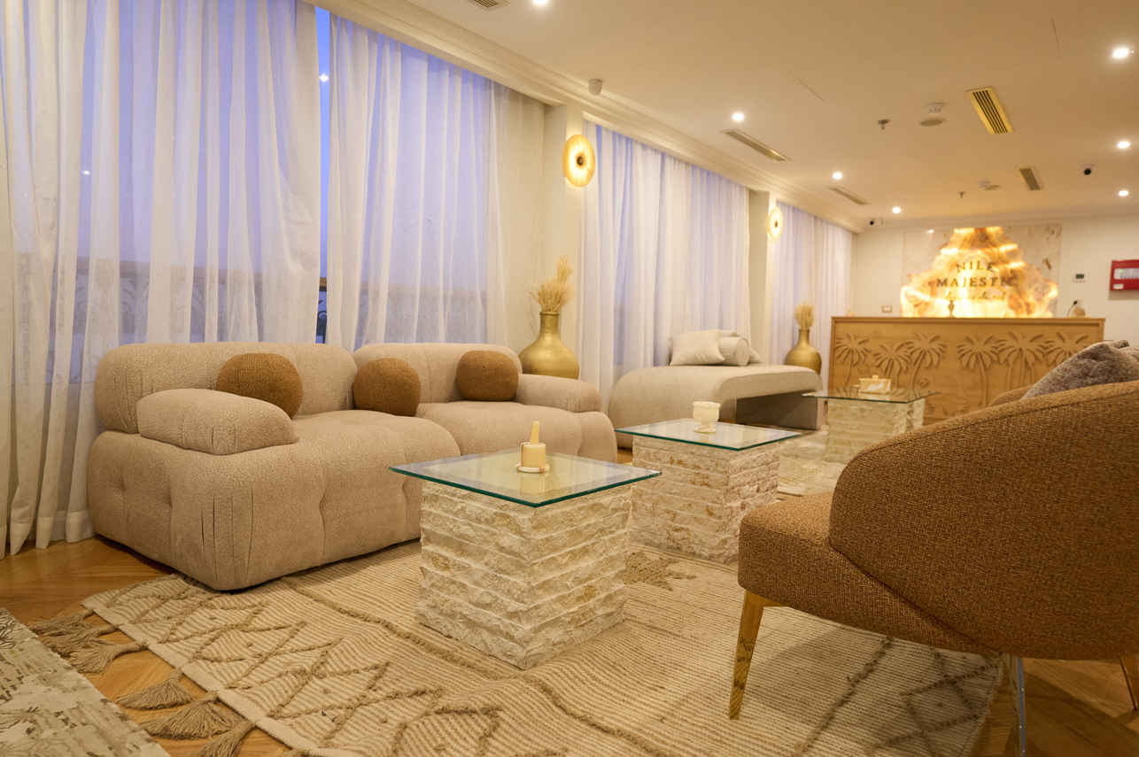 Indoor Saloon - Nile Majestic
